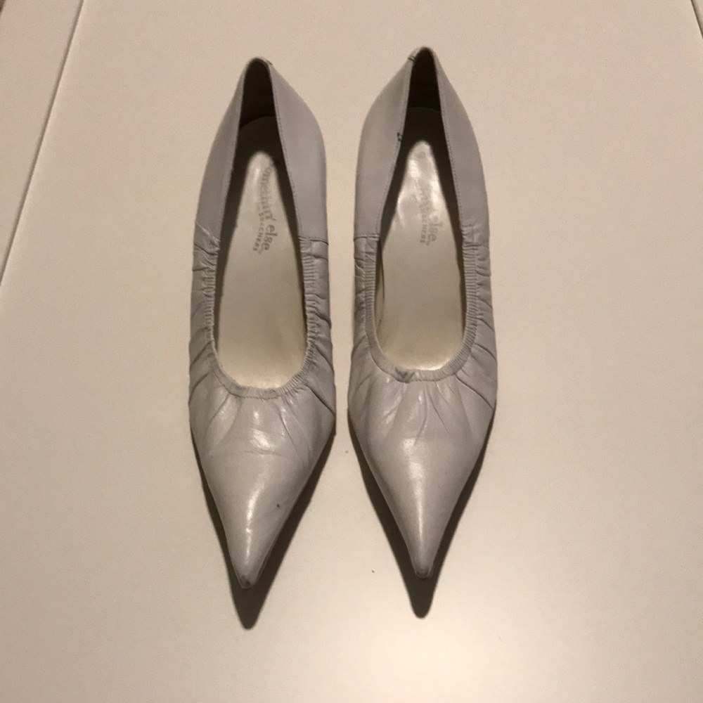 Skechers Somethin’ Else White Low Pumps